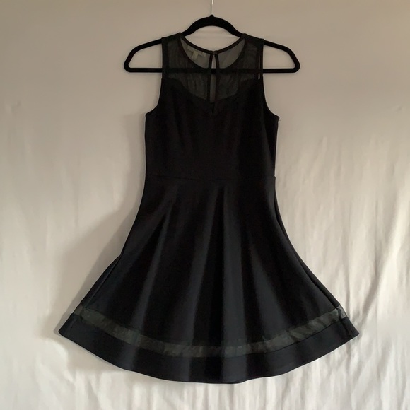 MONTEAU little black dress | size M - Picture 5 of 6
